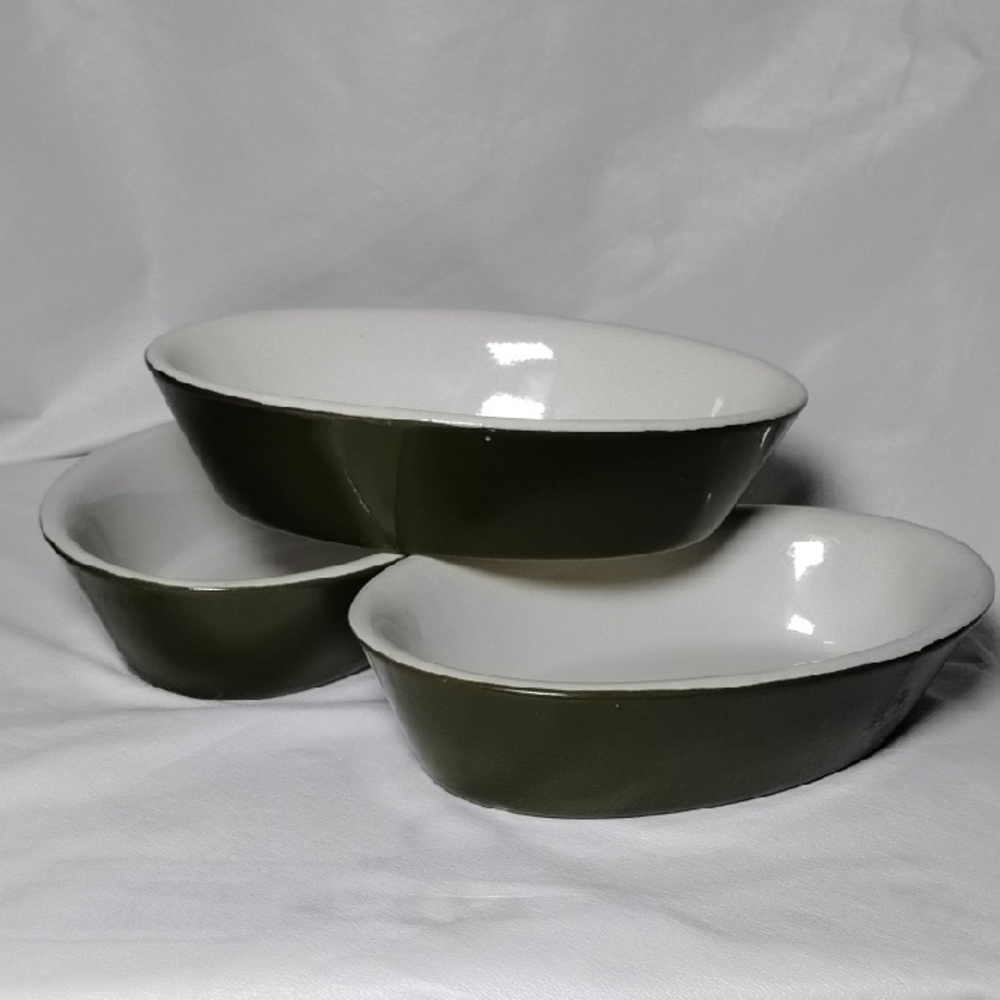 3 Hall Restaurant Ware 550 6" Boston Baker Casseroles